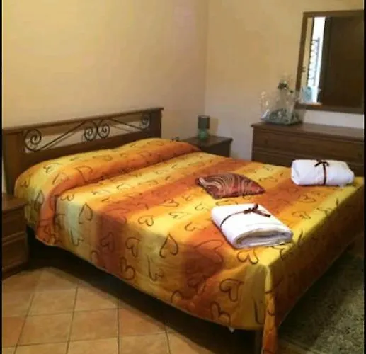 Alojamento de Acomodação e Pequeno-almoço San Pietro 3*